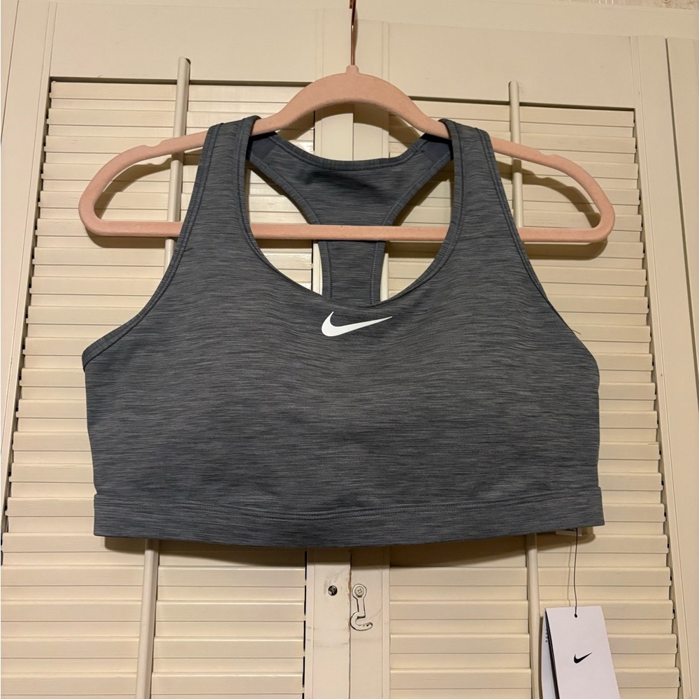 Nike Women's grey Sports Bra size XL NWT!